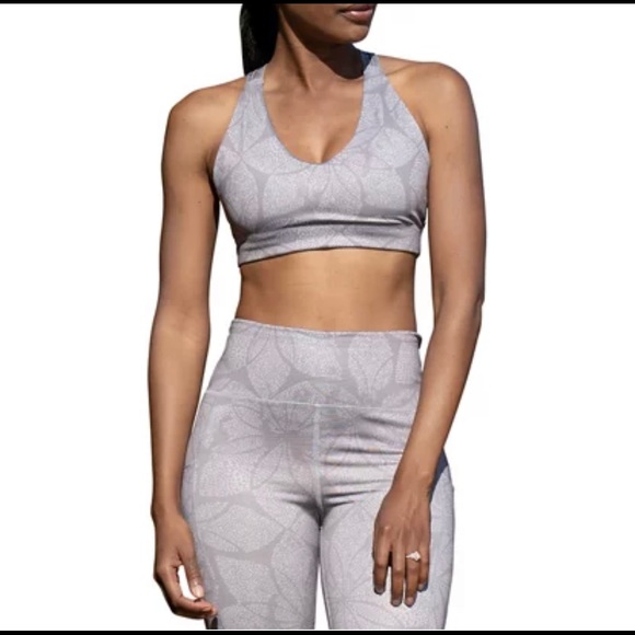 San Francisco City Lights Other - San Francisco City Lights Taylor Sports Bra in Storm Front (gray) 🤩 B4